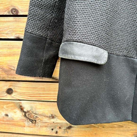 Mackage coat - made in Canada - Picture 4 of 8